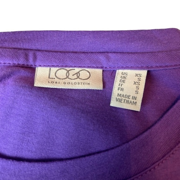 LOGO by Lori Goldstein Purple Short Sleeve High Low Lace Accent Top Sz.XS - Picture 9 of 16